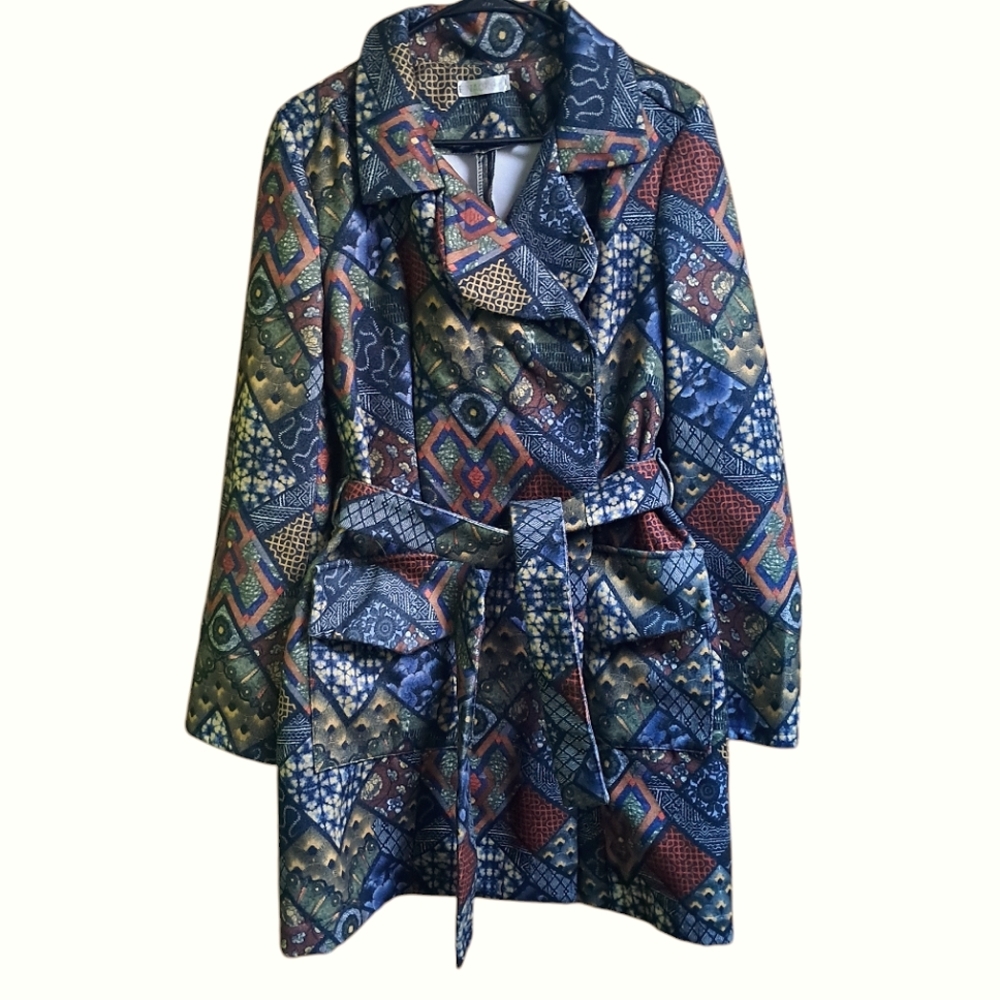 Naoko open trench style coat with self tie belt  size S wool/cashmere  Poland